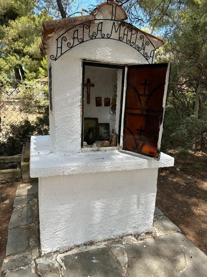 Squirrels, Home With View Metamorfosi  Exterior photo